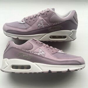 Nike Air Max Women's Sneakers - Lavender